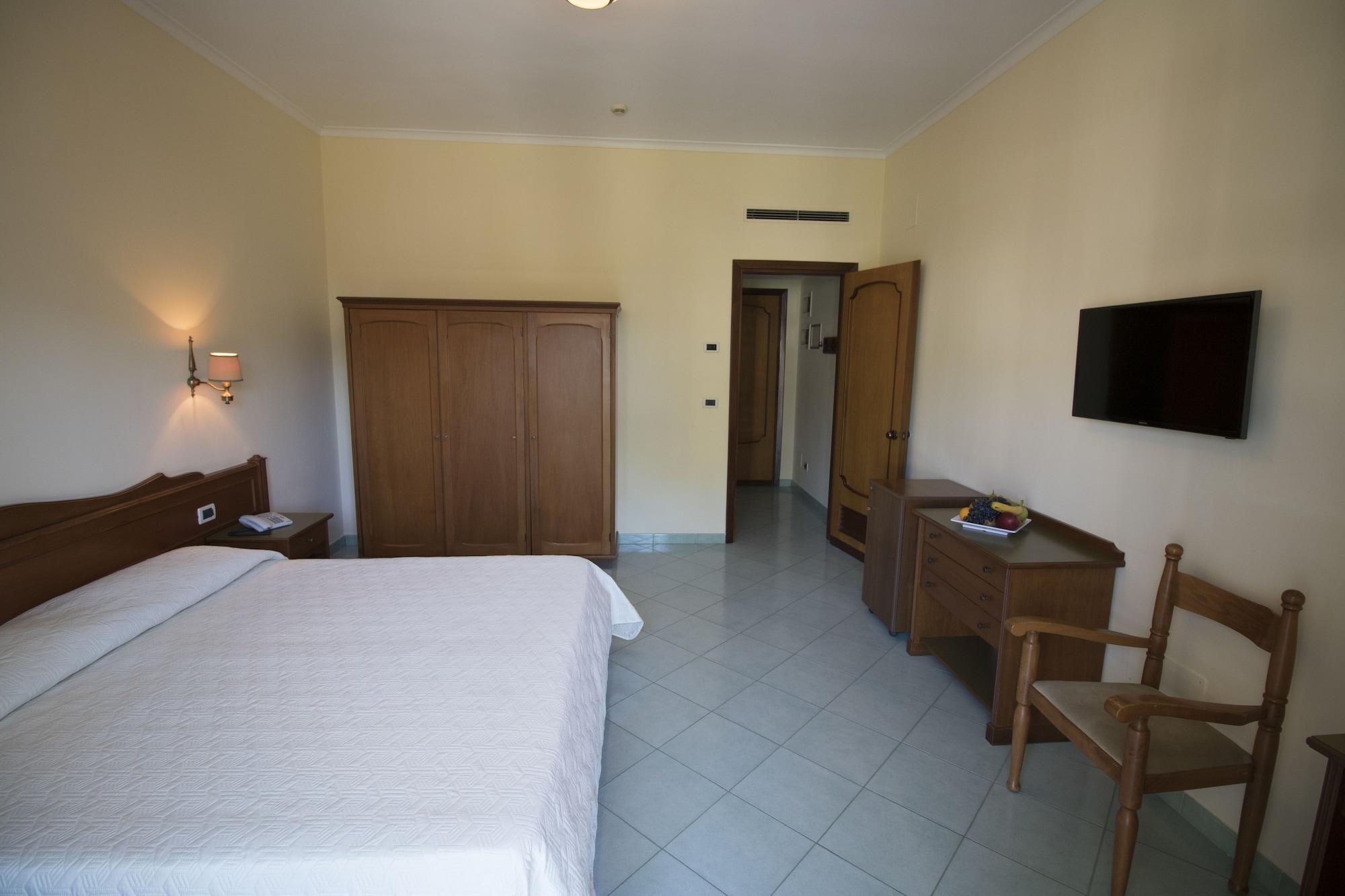 Hotel Terme Alexander อีสเกีย ภายนอก รูปภาพ