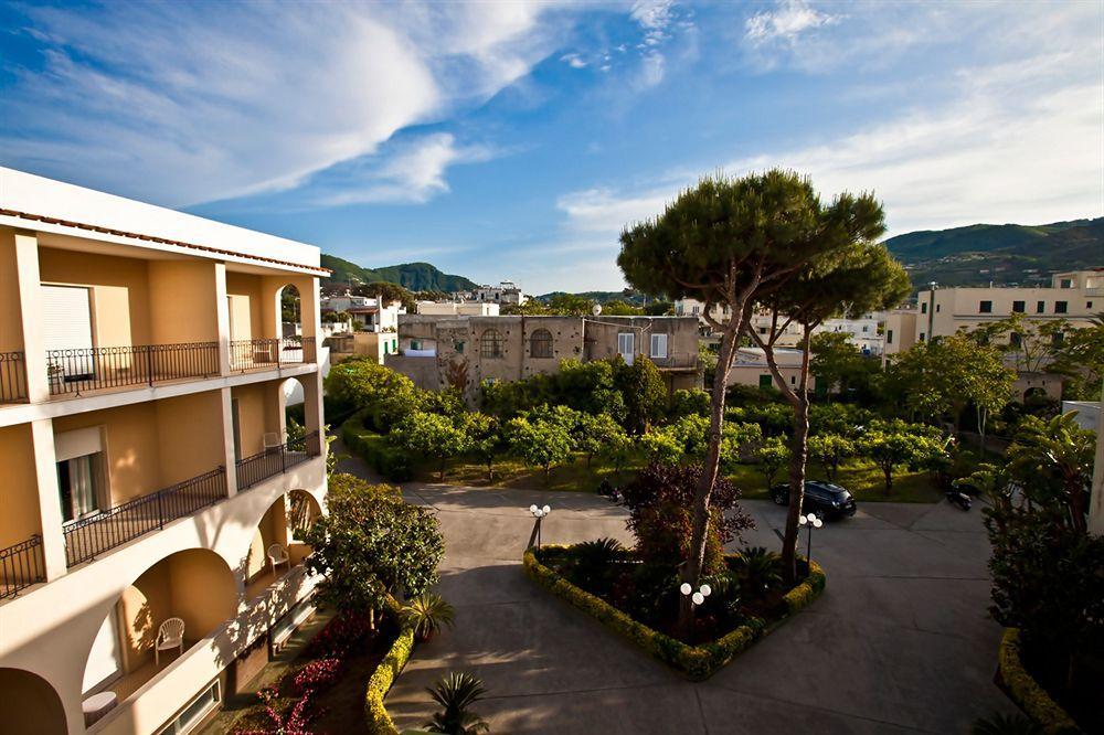 Hotel Terme Alexander อีสเกีย ภายนอก รูปภาพ