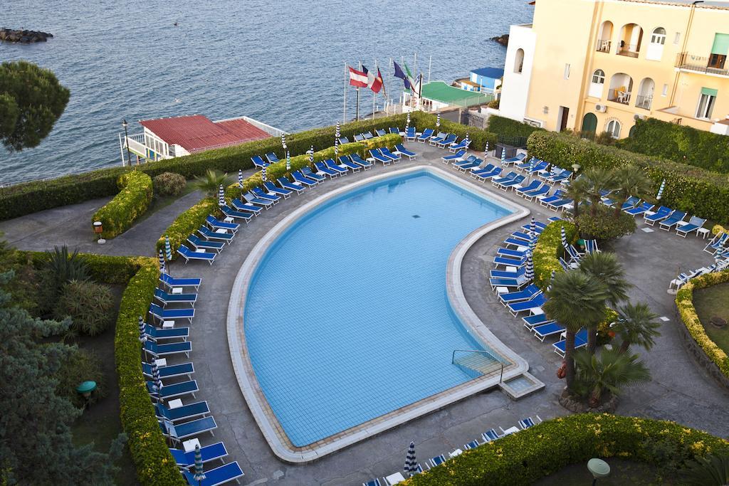 Hotel Terme Alexander อีสเกีย ภายนอก รูปภาพ